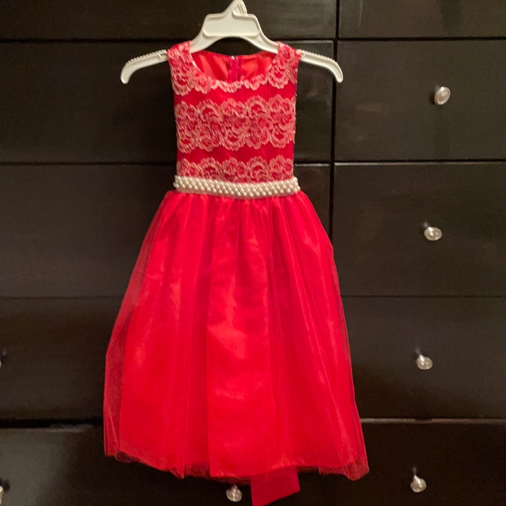 New Children’s size 8 stunning red dress with sequins and pearls